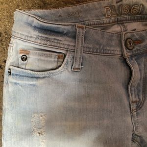 DL 1961 Distressed light blue skinny jeans Size 26